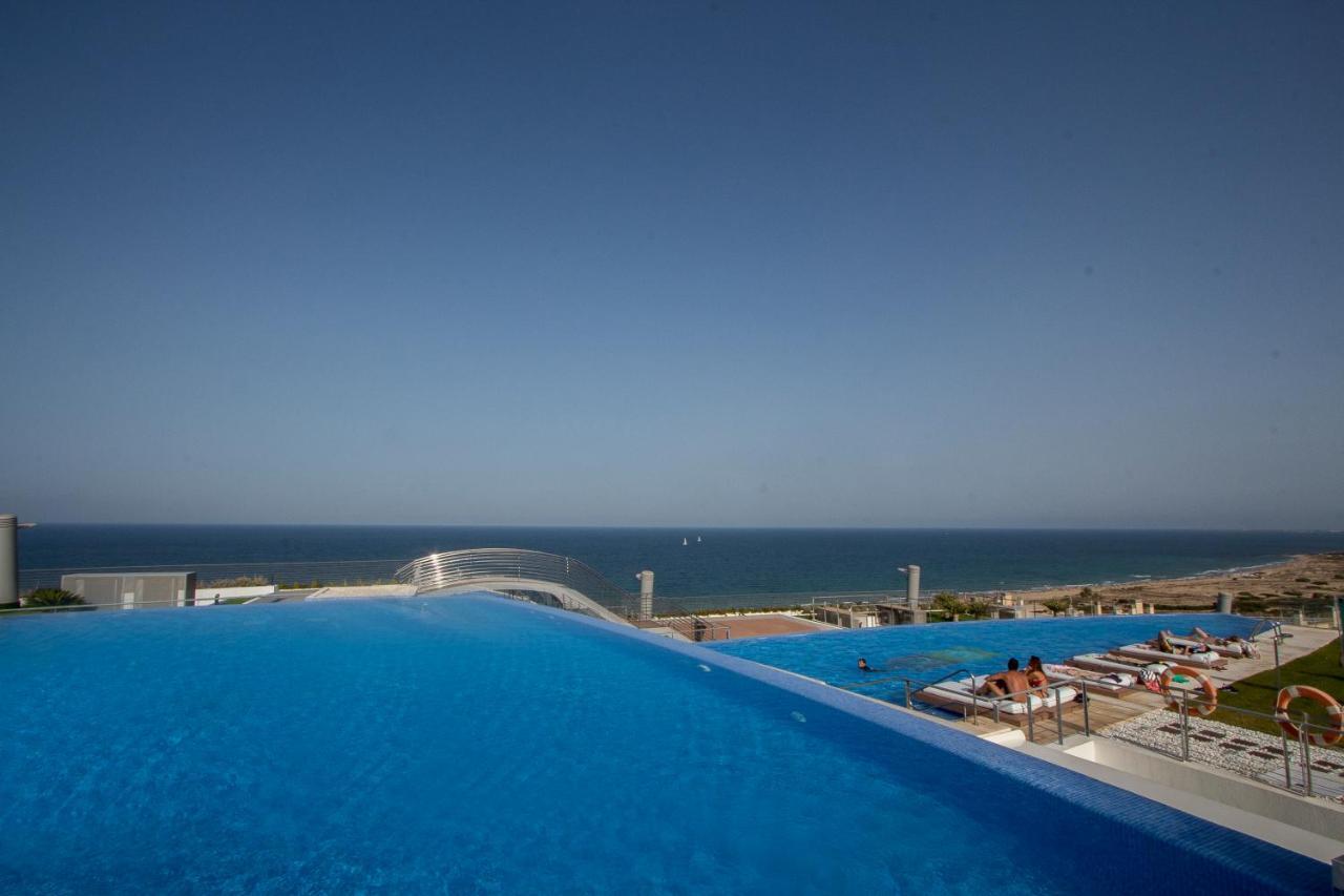 Infinity Luxury Sea View Apartment With Private Garden Arenales del Sol Luaran gambar