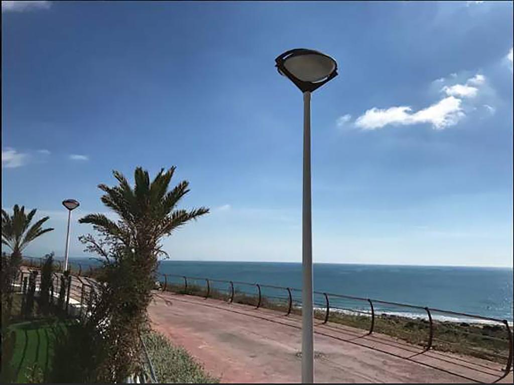 Infinity Luxury Sea View Apartment With Private Garden Arenales del Sol Luaran gambar